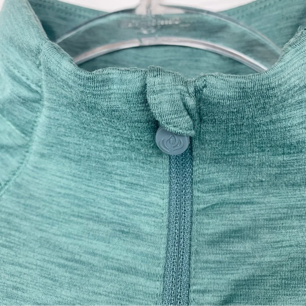 Apana Quarter Zip Long Sleeve Track Jacket Soft Green Thumbholes size M - Picture 8 of 10